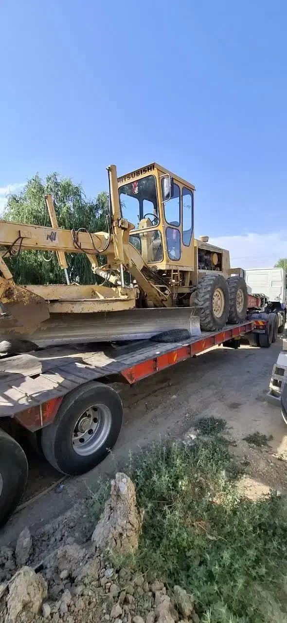 گریدر میستوبیشی ۵۰۰|خودرو سنگین|یزد, |دیوار