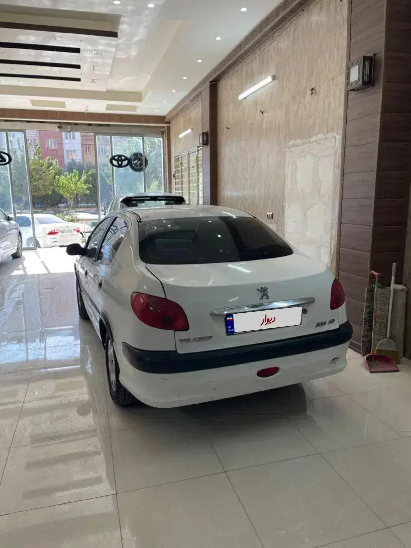 پژو 206 SD V8، مدل ۱۳۹۰|خودرو سواری و وانت|قم, عمار یاسر|دیوار