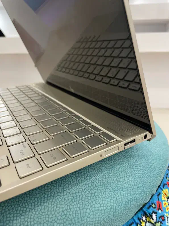 لپ‌تاپ HP مدل ENVY 13 پردازنده i5 نسل 8|رایانه همراه|قشم, |دیوار