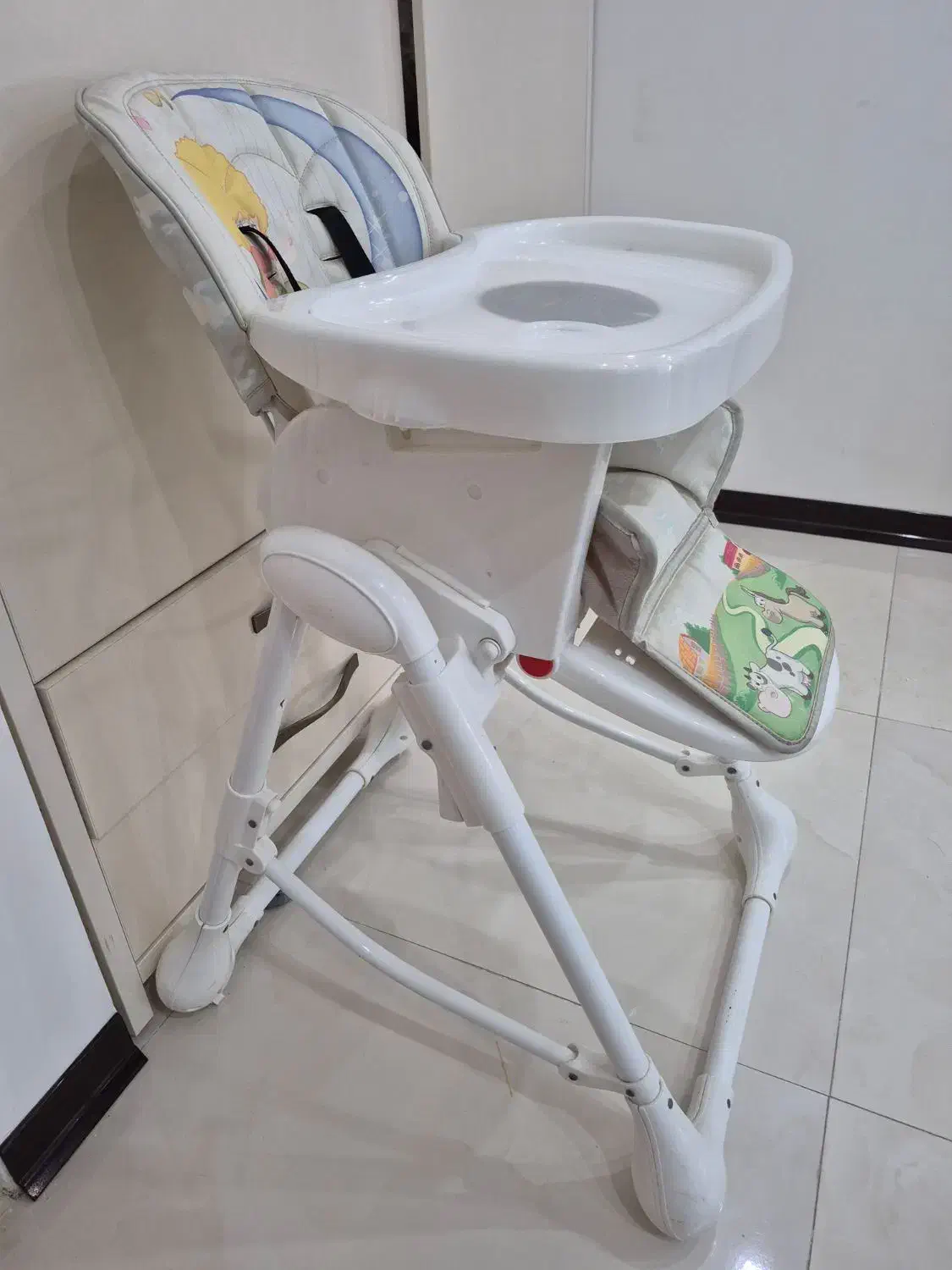 صندلی غذای زویی کودک|تخت و صندلی بچه|بابل, |دیوار