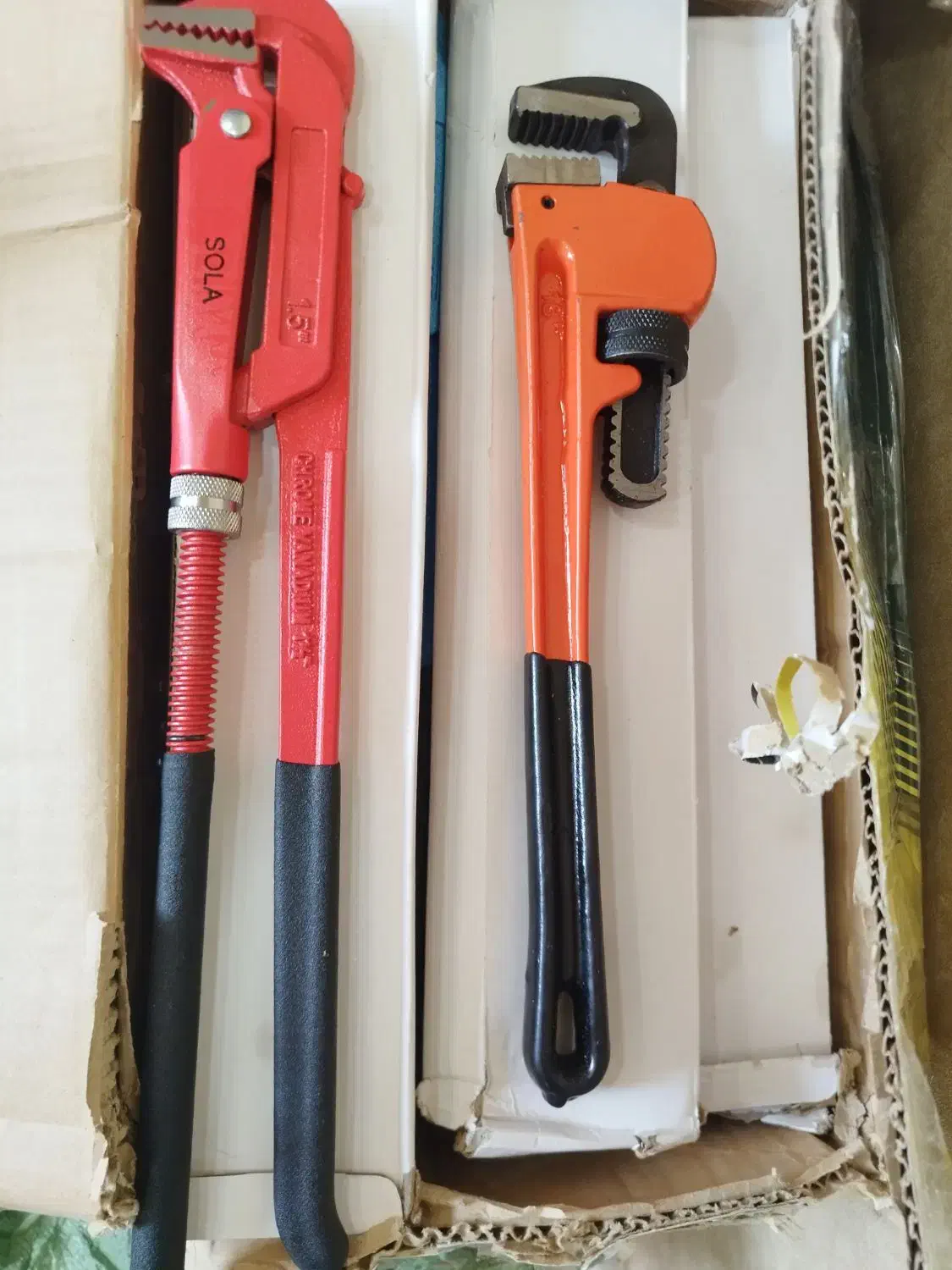 آچار شلاقی و آچار لوله گیر|ابزارآلات|رشت, معلم|دیوار