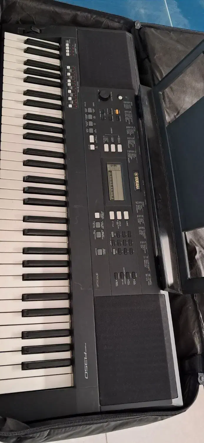 کیبورد ارگ|پیانو، کیبورد، آکاردئون|بروجن, |دیوار