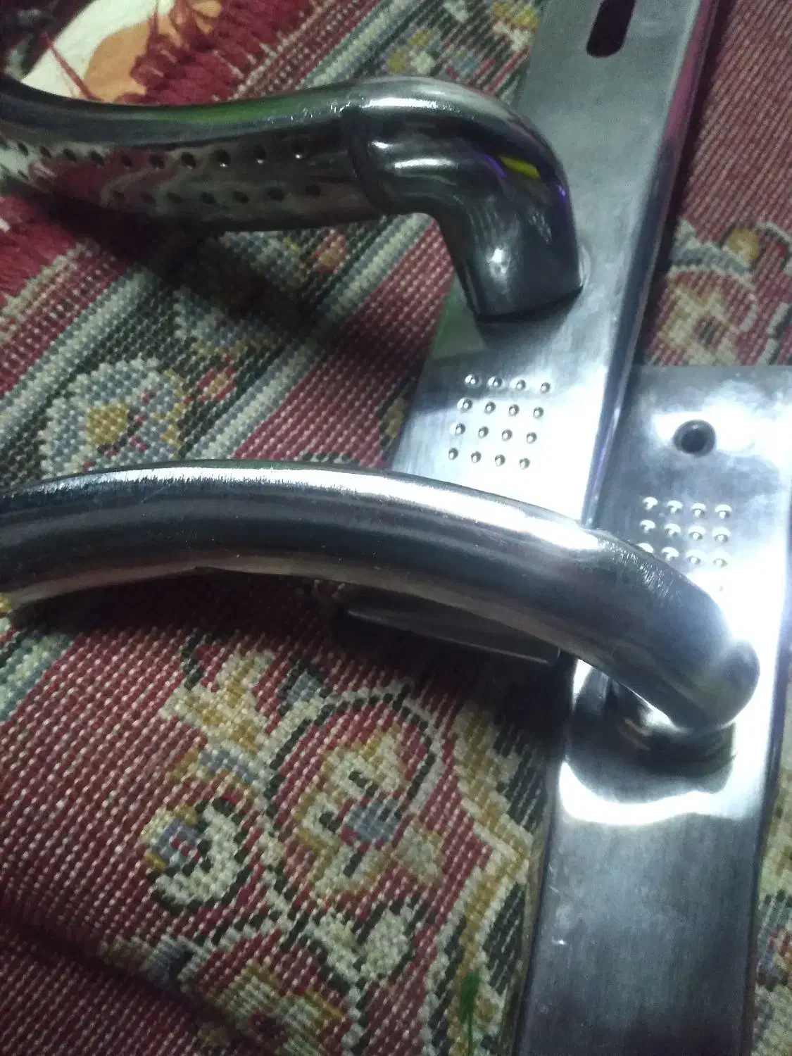 دستگیره در خار دار|لوازم سرویس بهداشتی|ورامین, ورامین|دیوار