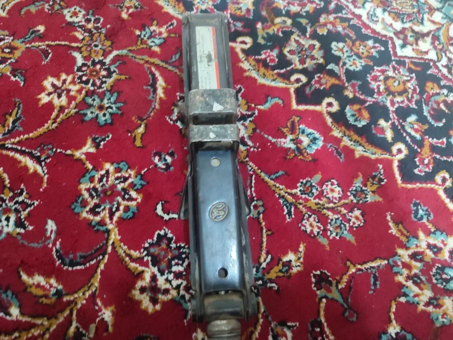 جک تعویض کردن لاستیک|قطعات یدکی و لوازم جانبی|اصفهان, امیرعرب|دیوار