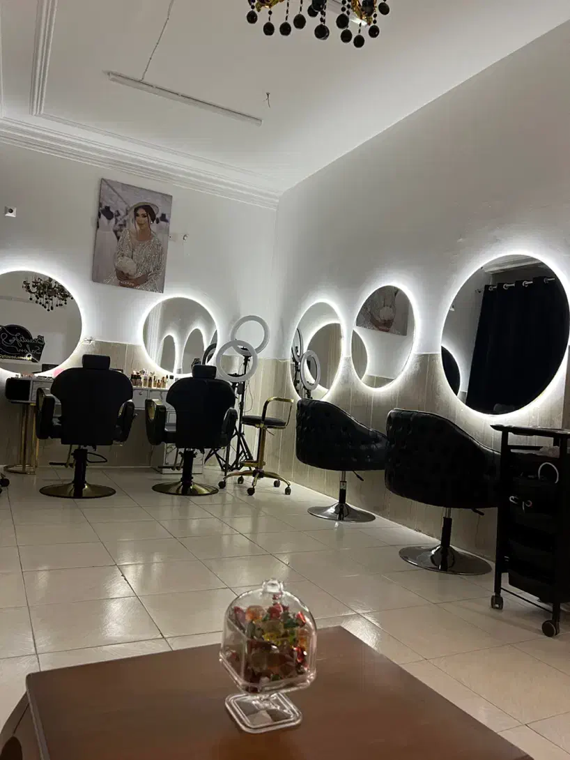 اجاره لاین واتاق در سالن زیبایی|خدمات آرایشگری و زیبایی|گرگان, |دیوار