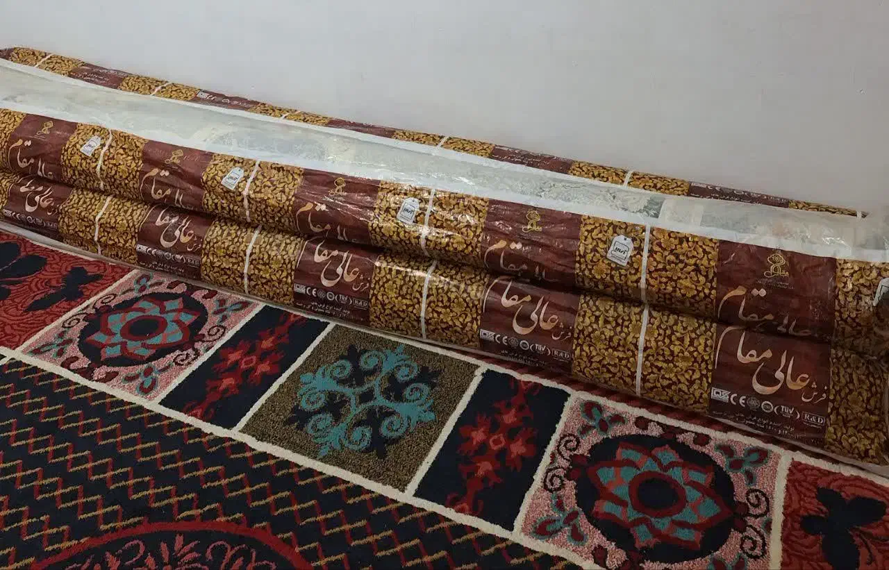 فرش توسی طلایی ۱۵۰۰شانه فقط یک تخته دارم با تراکم|فرش|اهواز, کیان اباد|دیوار
