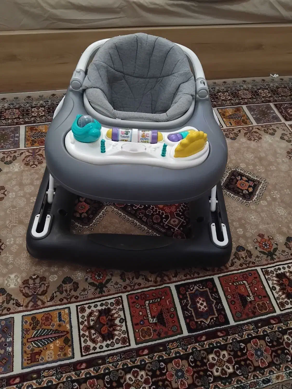 نوزاد|کالسکه و لوازم جانبی|صدرا-فارس, فاز ۲|دیوار