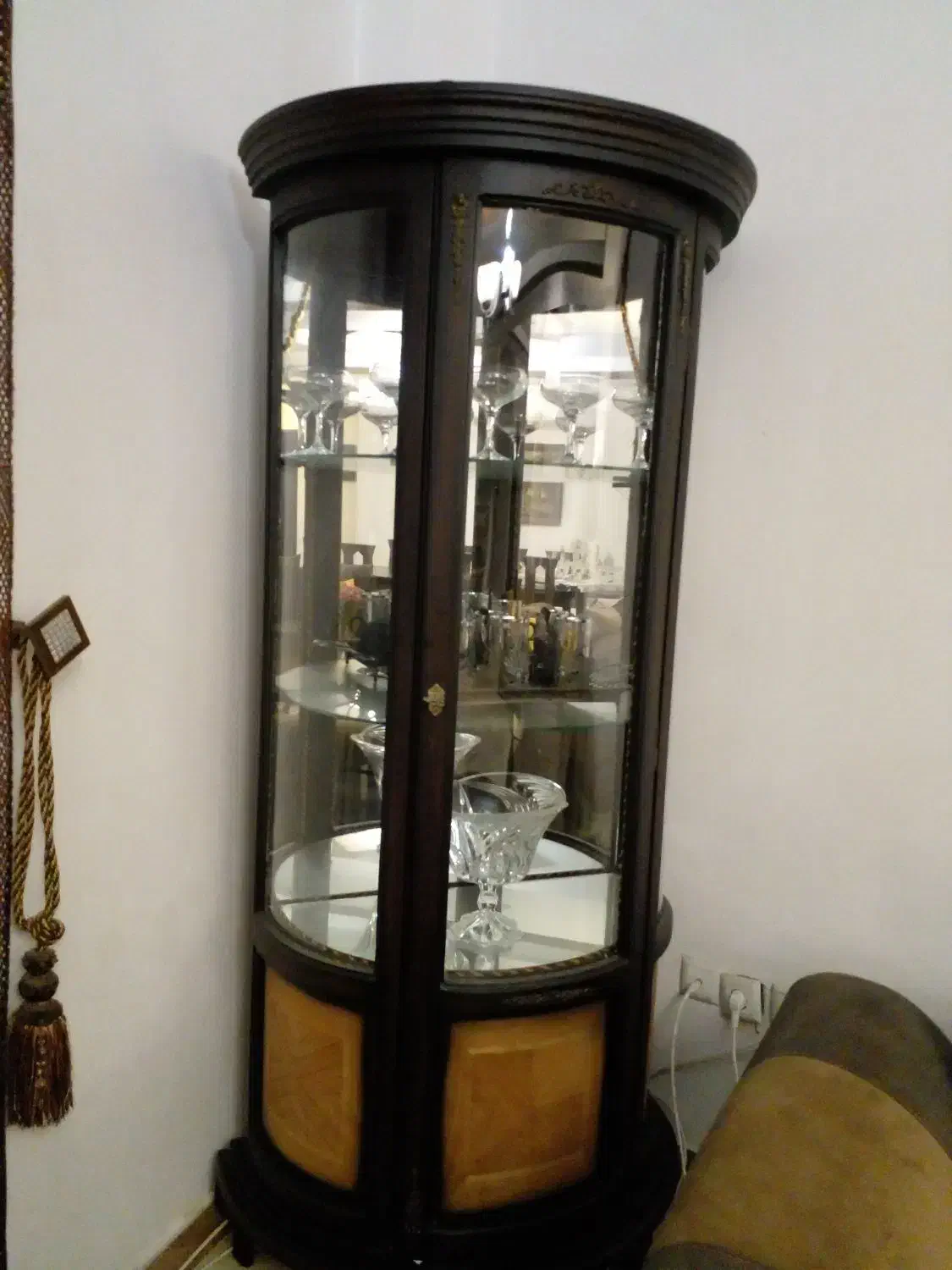 بوفه|بوفه، ویترین، کنسول|رشت, دروازه لاکان|دیوار