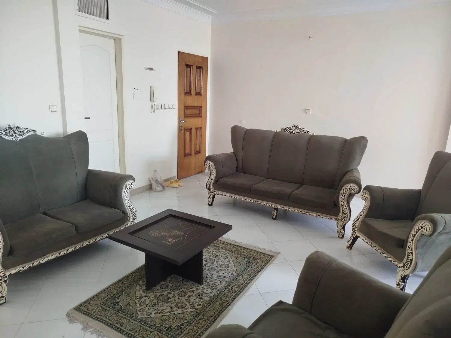 مبلمان ۷نفره|مبلمان خانگی و میز عسلی|بومهن, |دیوار