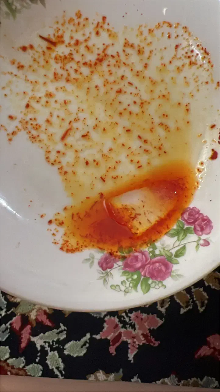 فروش زعفران نرمه الک شده همراه با ریشه|خوردنی و آشامیدنی|مشهد, امیریه|دیوار