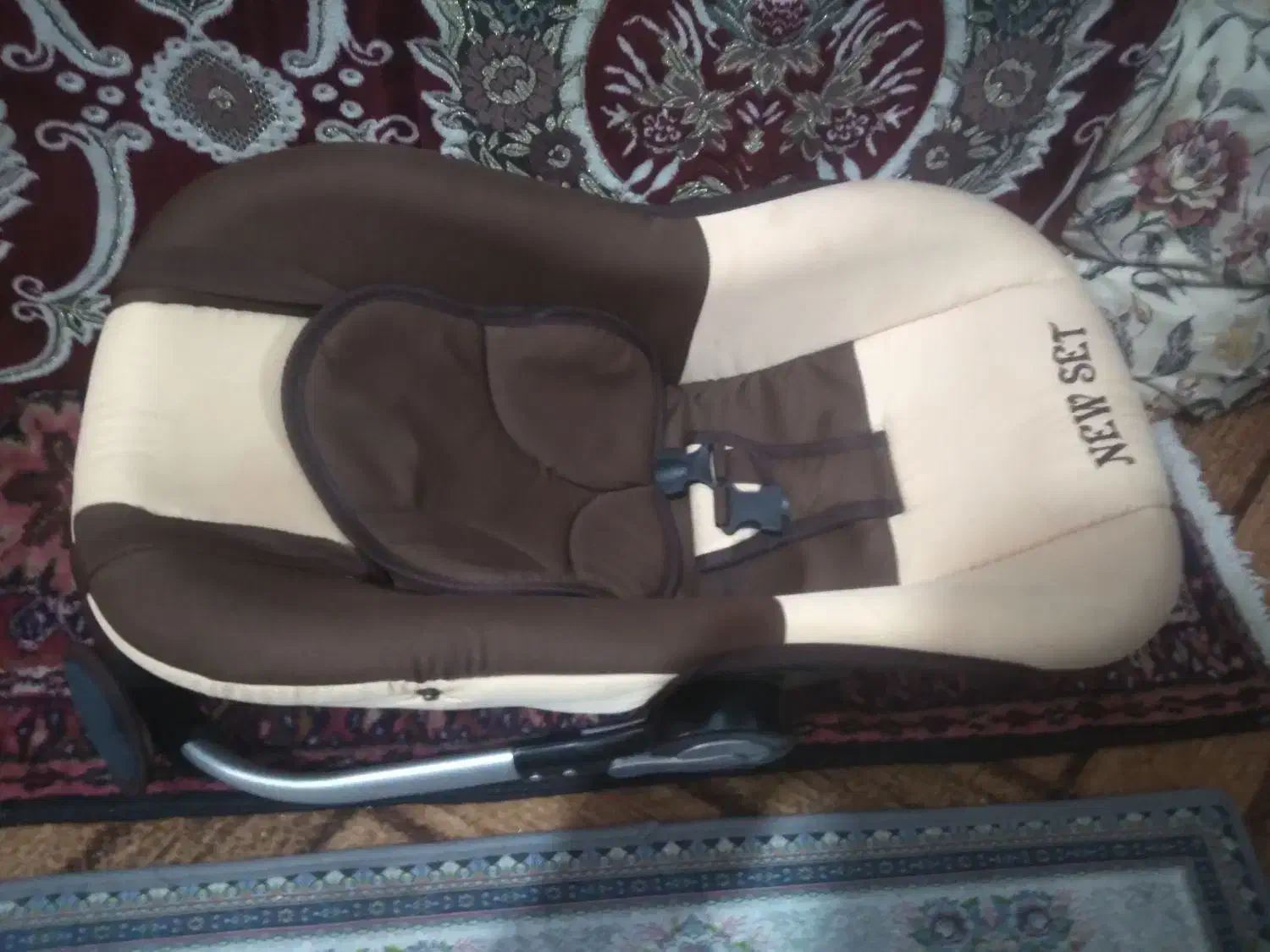 کریر|کالسکه و لوازم جانبی|تبریز, |دیوار