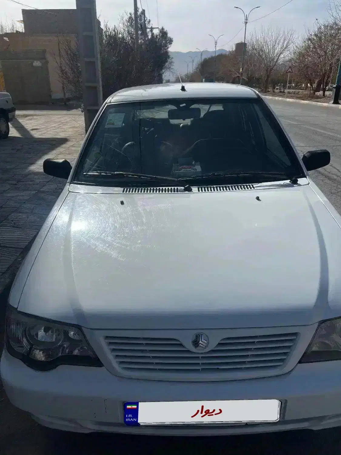 ۱۱۱مدل۹۸معاوضه با۲۰۶ یا۲۰۷کم کارومدل بالا|خودرو سواری و وانت|یزد, |دیوار