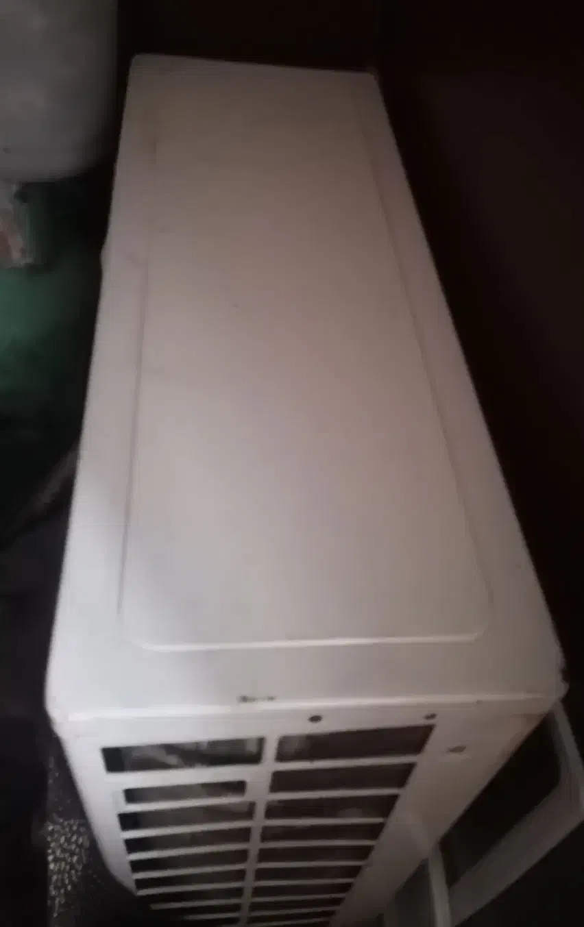 اسپیلت 24 هزار|کولر گازی و فن‌کوئل|گالیکش, |دیوار