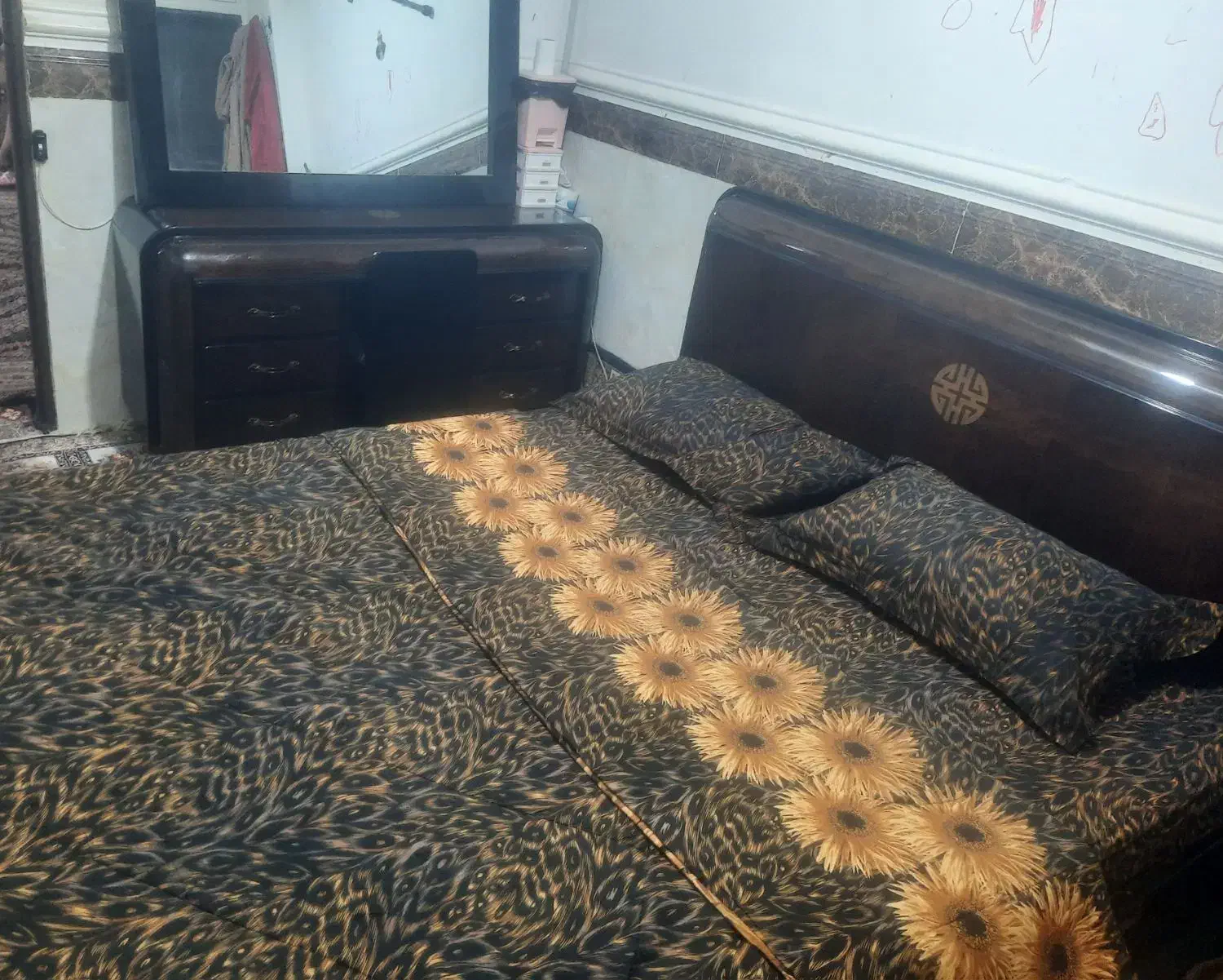 سرویس کامل خواب|تخت و سرویس خواب|نظرآباد, رسالت|دیوار