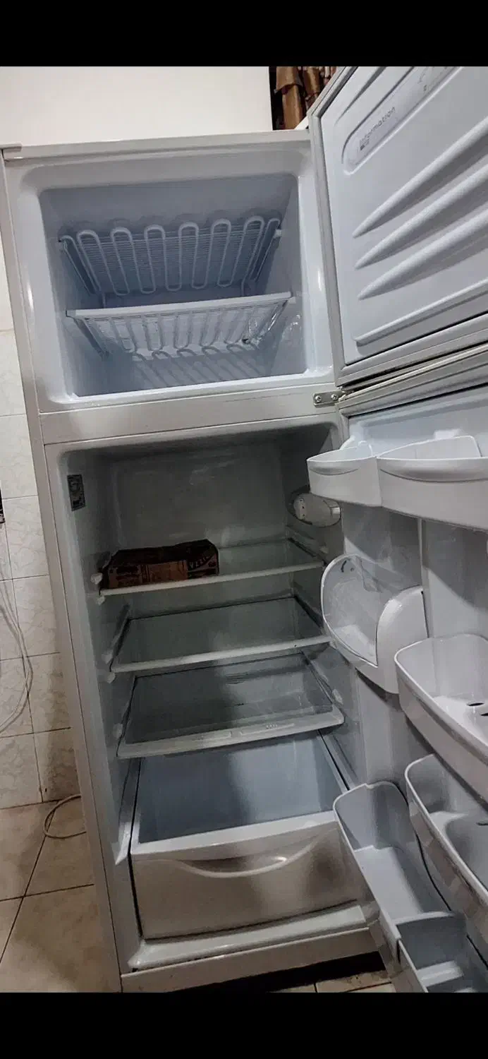 فروش یخچال فریزر امرسان سالم و در حد نو|یخچال و فریزر|رشت, کوی فکوری|دیوار