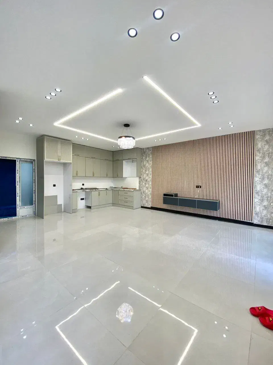 ویلا 300 متری با استخرداخلی/ سندتکبرگ/ شهرکی|فروش خانه و ویلا|رامسر, |دیوار