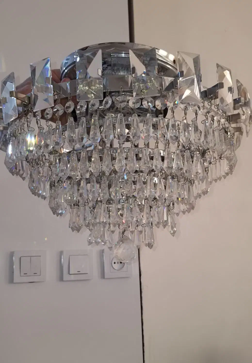 ۴عددلوستر همراه با ۴ عدد دیوارکوب|لوستر و چراغ آویز|قوچان, |دیوار