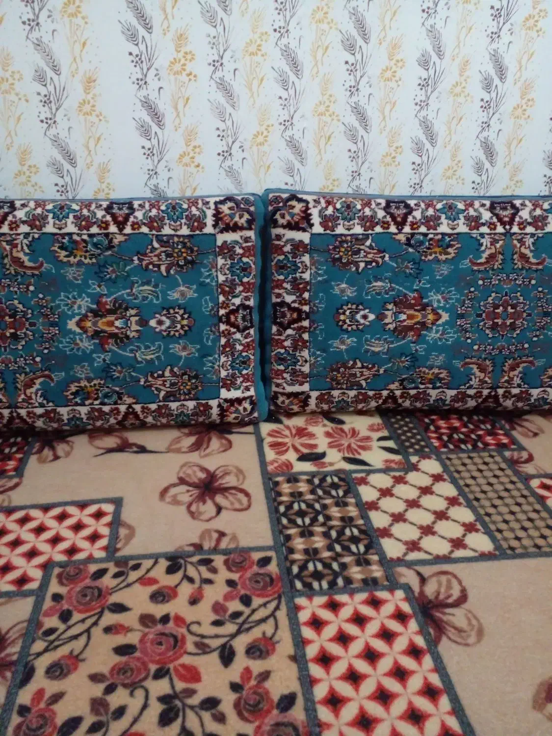 پشتی ماشینی|رختخواب، بالش، پتو|تربت جام, جلگه موسی آباد|دیوار