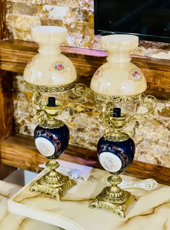 یک جفت لاله لمپا  برنز|لوستر و چراغ آویز|همدان, |دیوار