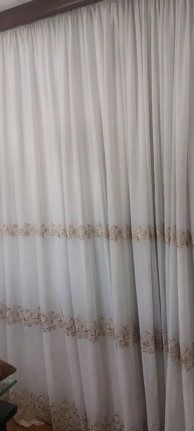 پرده حریر خامه دوزی|پرده، رانر، رومیزی|کرج, شهرک فهمیده|دیوار