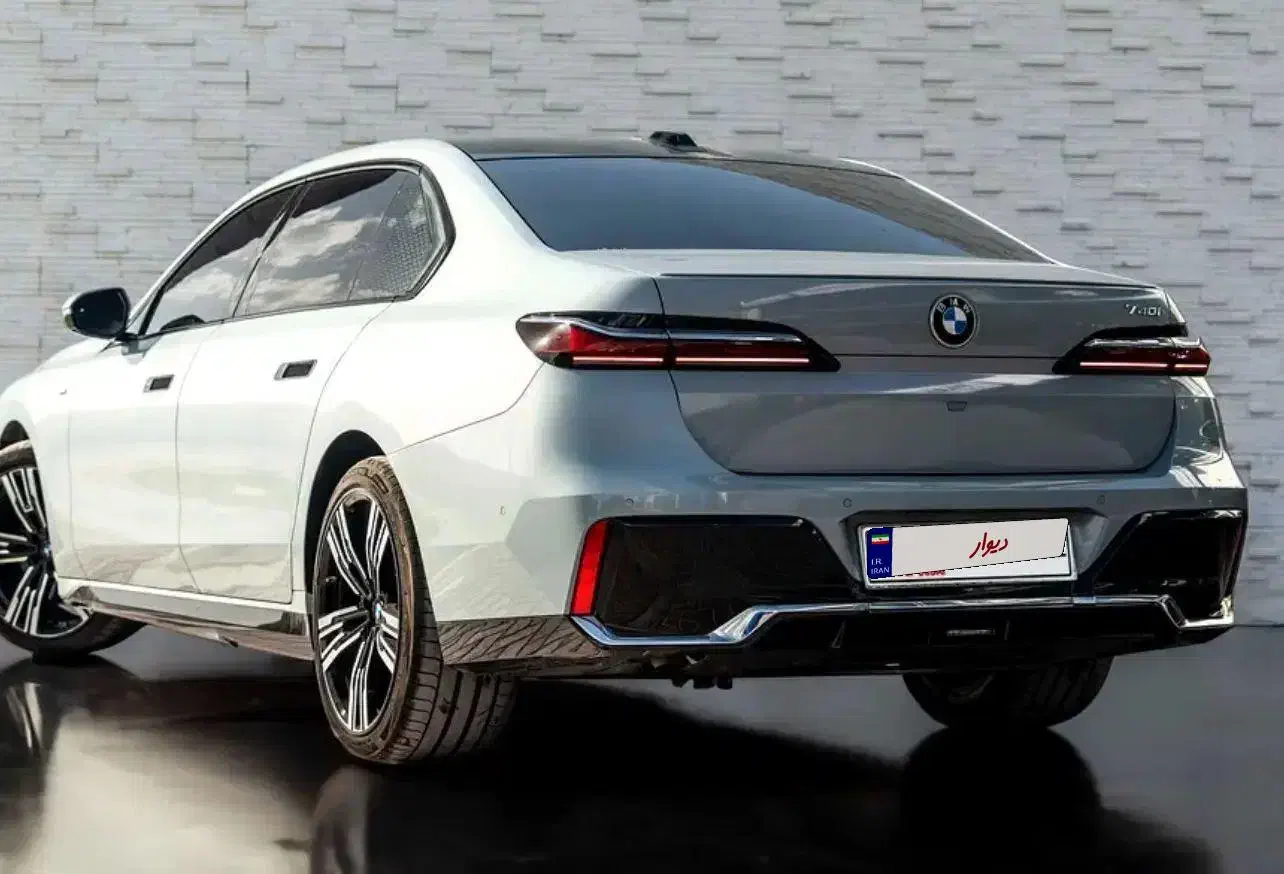 BMW 2023 740iفروشی واردات|خودرو سواری و وانت|شیراز, قصرالدشت|دیوار