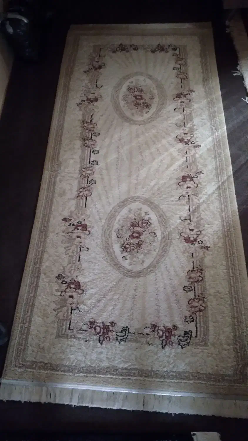 ۲عددپادری+۱عددفرش قالیچه سالم|فرش|آستانه اشرفیه, |دیوار