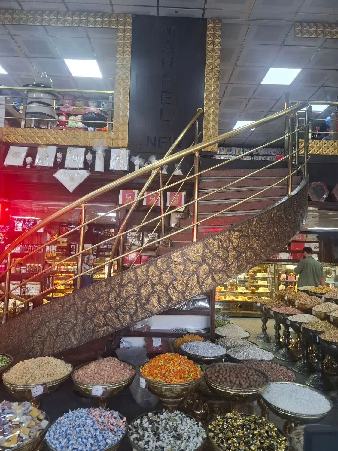 استخدام فروشنده|استخدام خدمات فروشگاه و رستوران|کرج, فاز ۱ مهرشهر|دیوار