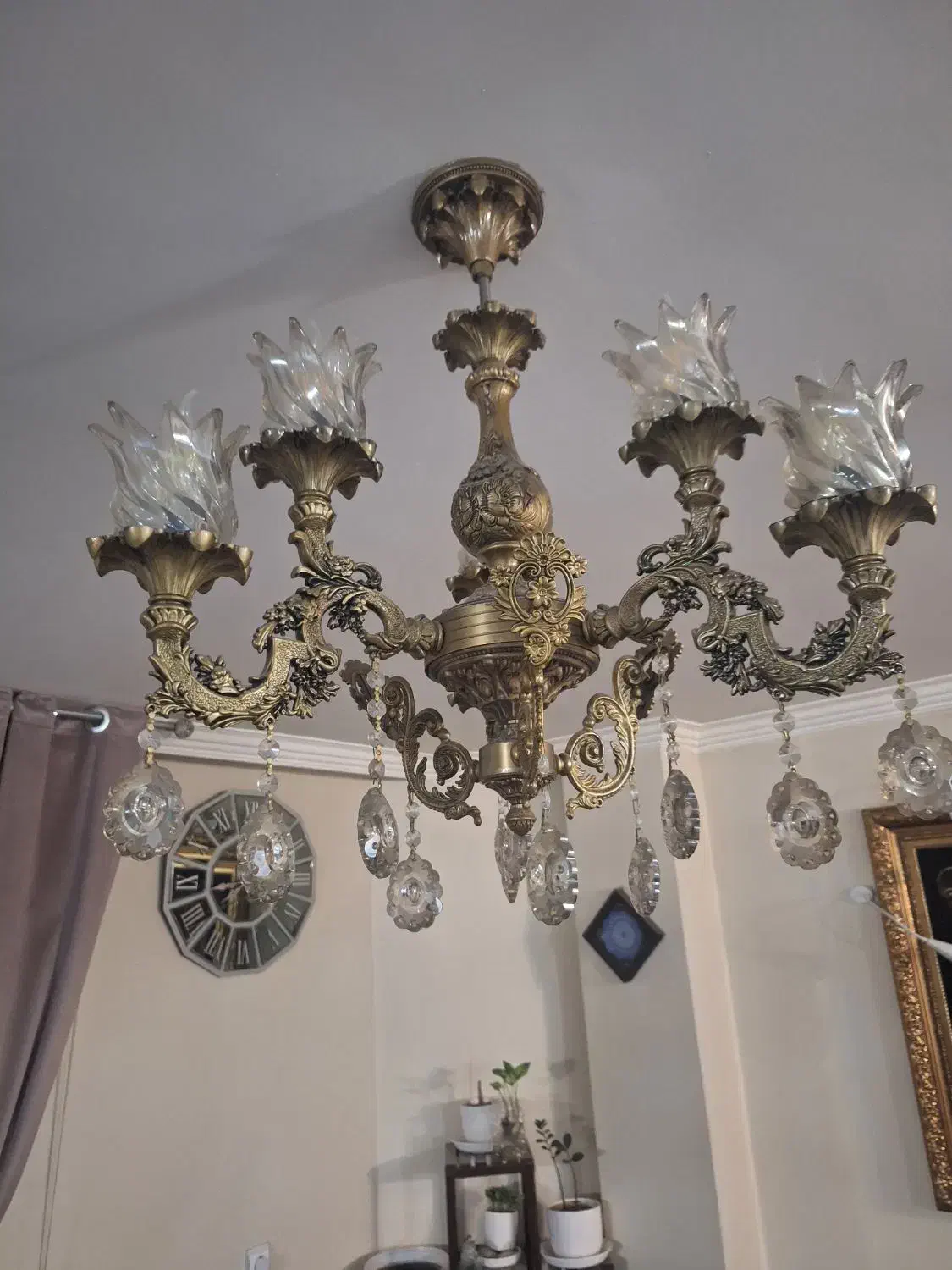 لوستر ۳ شاخه در حد نو نو|لوستر و چراغ آویز|اصفهان, ملک|دیوار