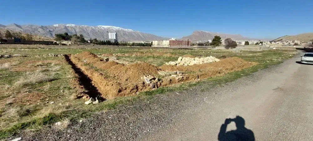 زمین ۴۵۵ متری آخر شهرک آرین|فروش زمین و ملک کلنگی|شیراز, انجیره|دیوار