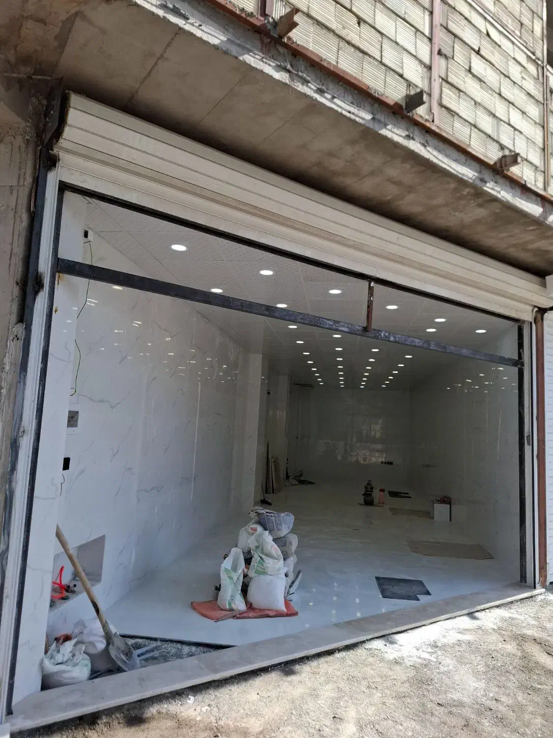 اجاره و یا فروش 53 متر تجاری|اجارهٔ مغازه و غرفه|قم, شهرک فاطمیه|دیوار