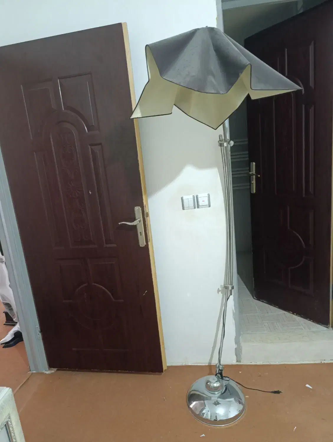 آباژور ایستاده قابل شست وشواستیل پول یه لامپ|چراغ خواب و آباژور|مراغه, |دیوار