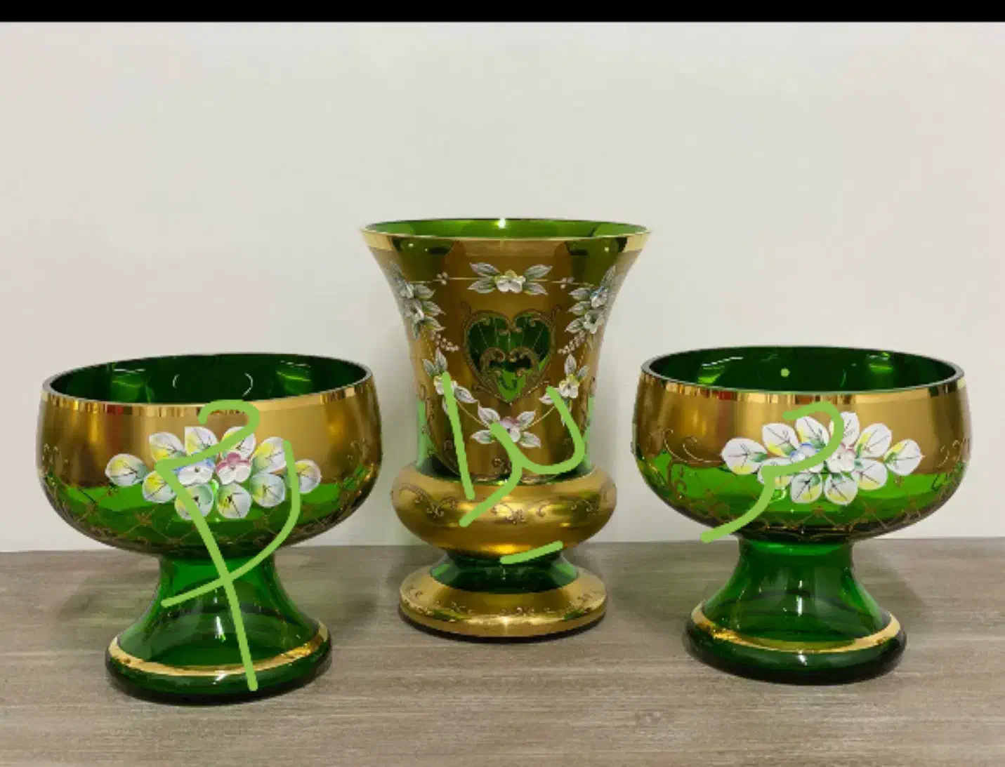 گلدار ظروف رنگی|ظروف سرو و پذیرایی|رشت, گلسار|دیوار