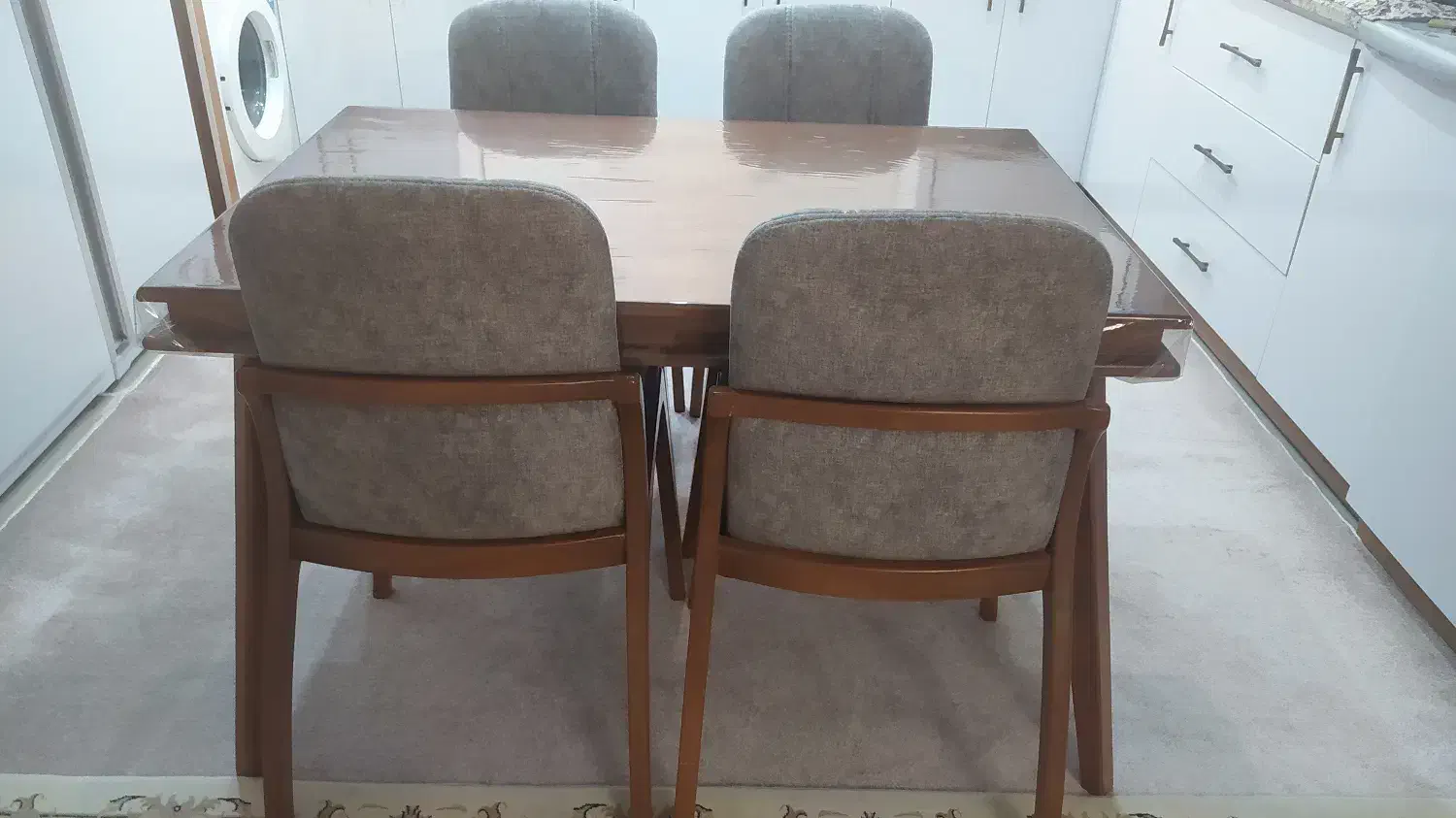 میز غذا خوری|میز و صندلی غذاخوری|شازند, |دیوار