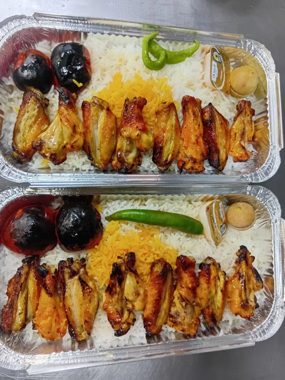به یک کارگر ساده برای مطبخ نیازمندیم|استخدام خدمات فروشگاه و رستوران|هشتگرد, شهرک ریحانه|دیوار