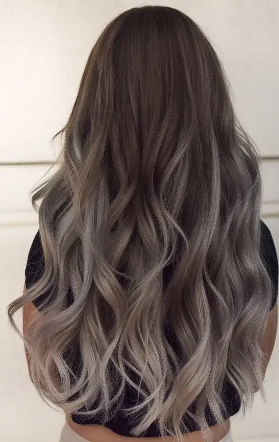 شب یلدا با رنگ مویی متفاوتتر از همیشه|خدمات آرایشگری و زیبایی|بابل, |دیوار