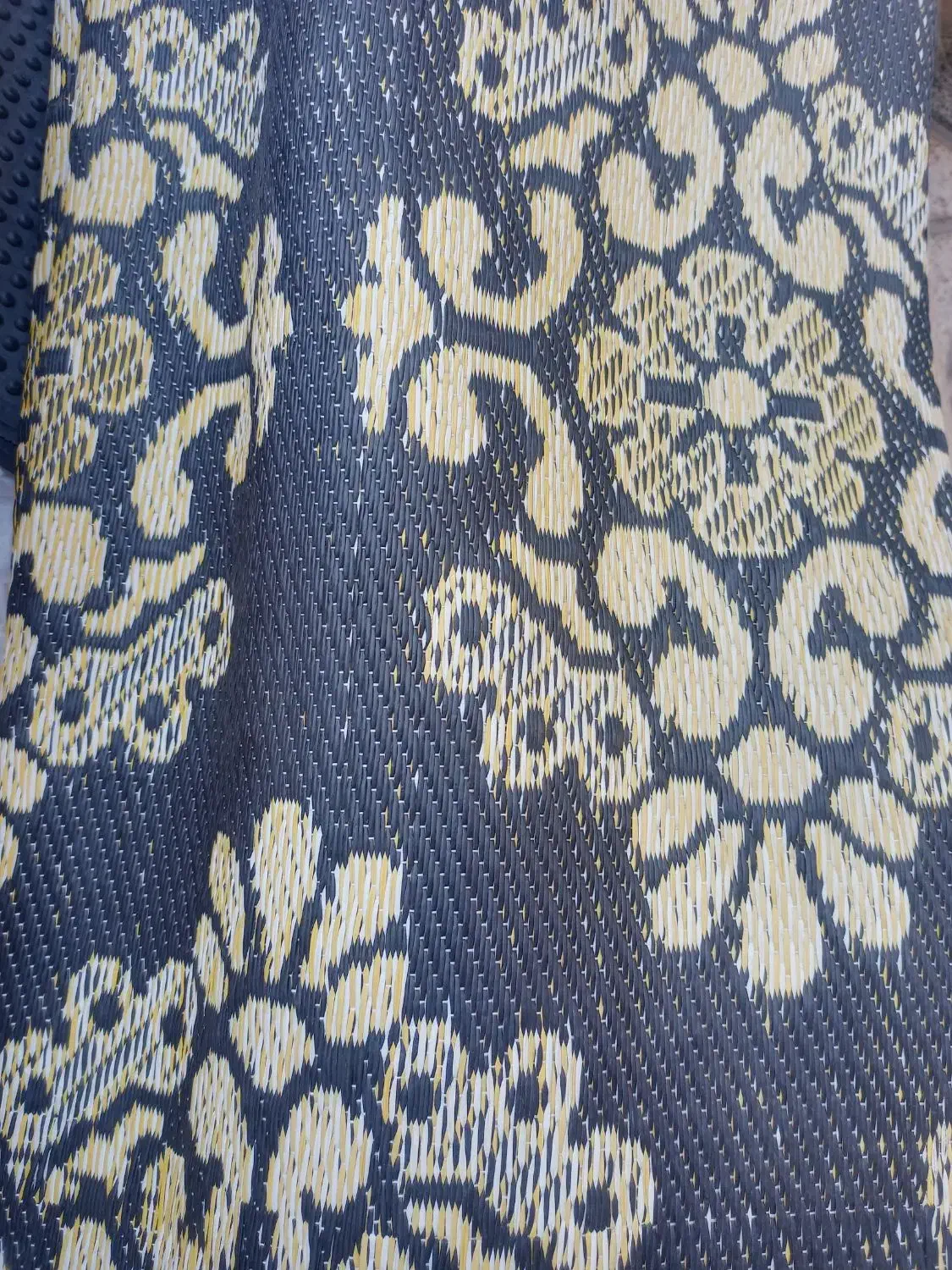 زیرانداز حصیری دوازده متری جنس ضخیم قدیمی نو|روفرشی|شیراز, قدوسی شرقی|دیوار