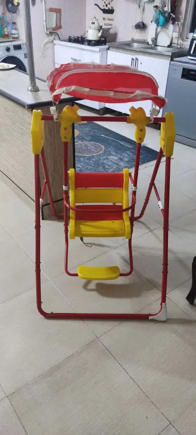 سرسره و تاب|اسباب‌بازی بچه|رشت, پیرکلاچای|دیوار