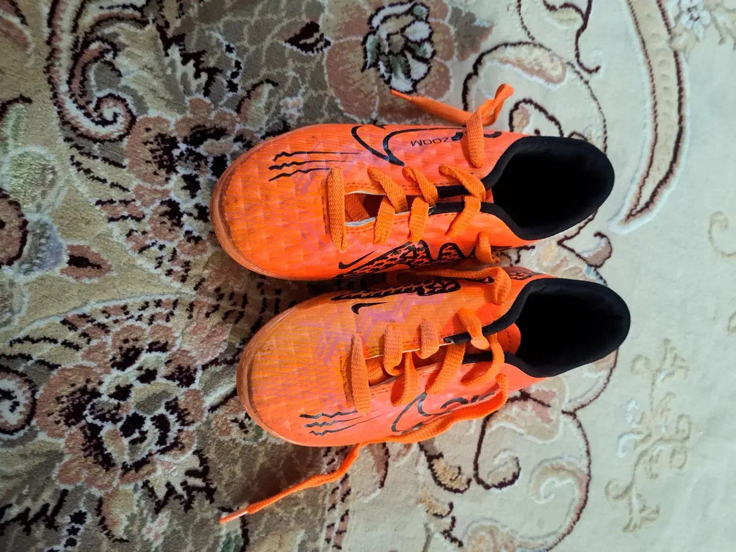 کفش فوتبال|ورزش‌های توپی|دزفول, |دیوار