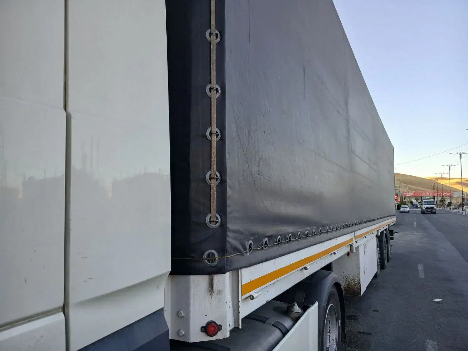 کانتین چادری معاوضه با تیغه یا کف ۱۲۶۰|خودرو سنگین|سنندج, |دیوار