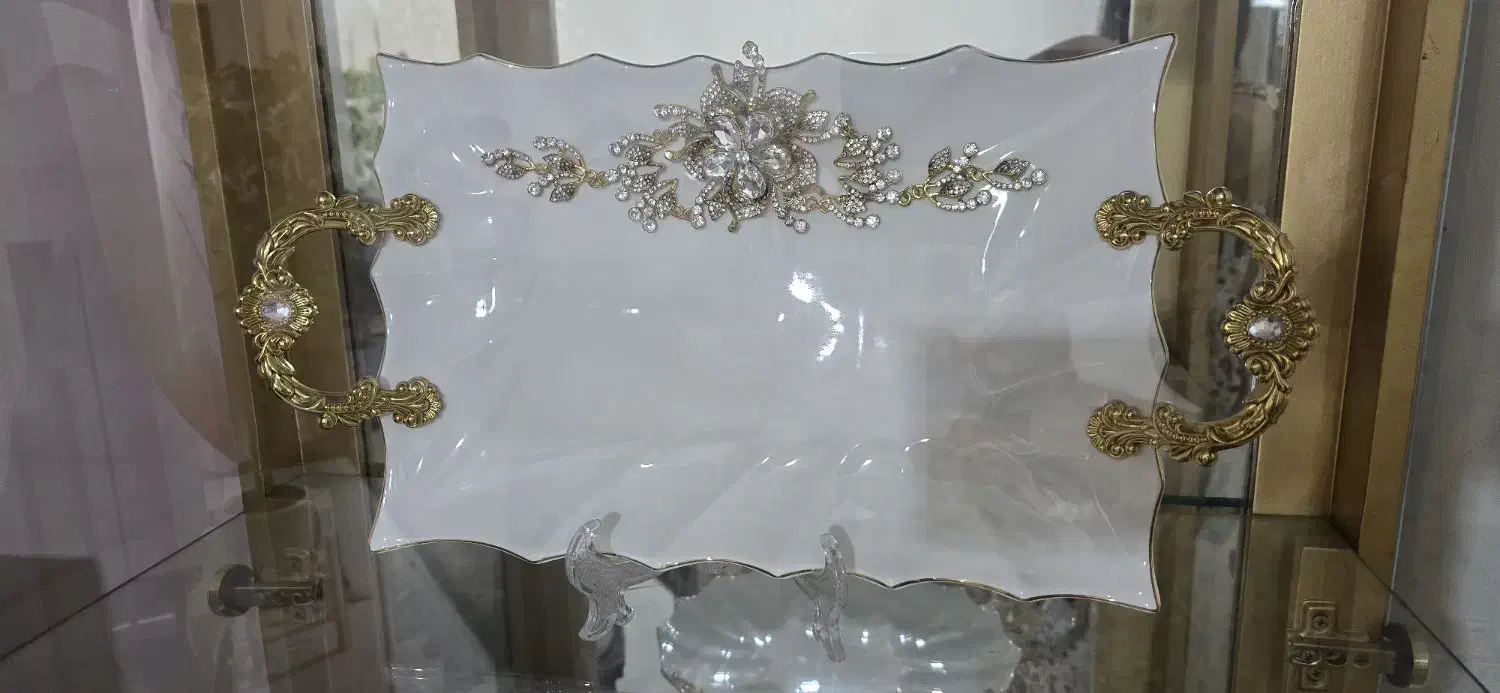 ظرف شیک دکوری وقابل استفاده برای پذیرایی|ظروف سرو و پذیرایی|فولادشهر, C3|دیوار