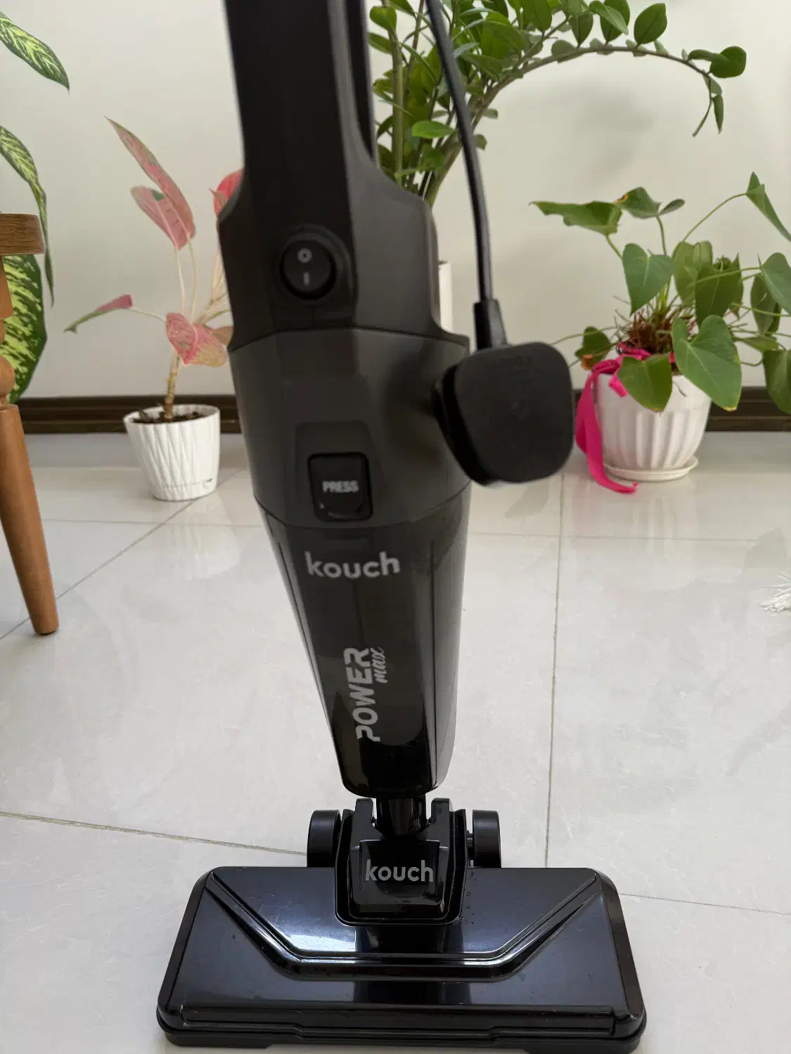 جارو در حد نو خیلی کم استفاده شده|جاروبرقی، جارو شارژی، بخارشو|بابل, |دیوار