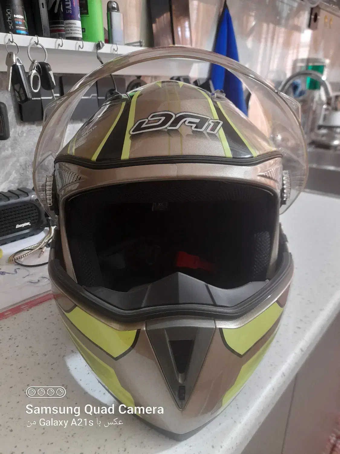 کلاه ایمنی  فک متحرک|قطعات یدکی و لوازم جانبی|تهران, تهرانسر غربی|دیوار