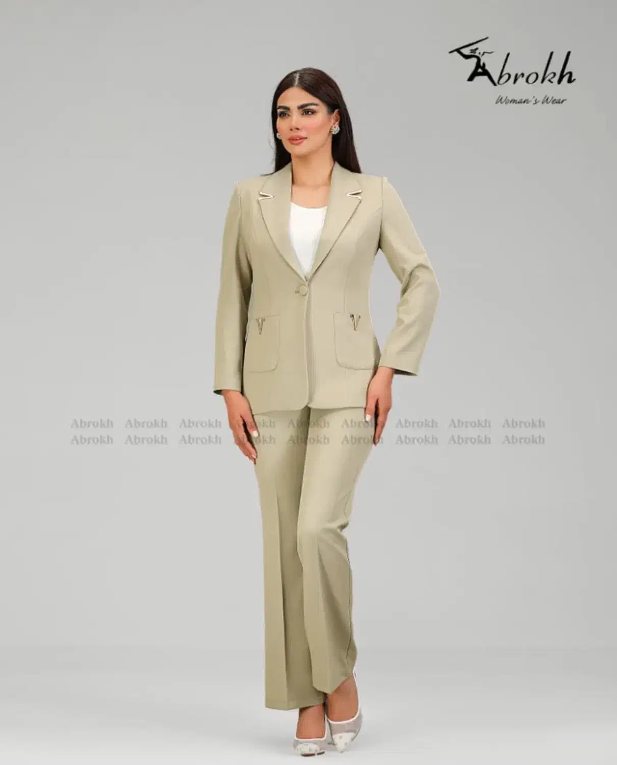 استخدام نیروی کنترل کیفیت پوشاک مجلسی زنانه|استخدام صنعتی، فنی، مهندسی|کرج, خرمدشت|دیوار