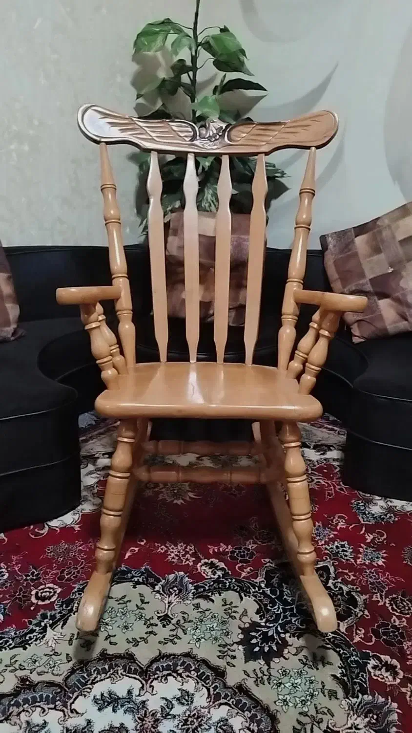 صندلی راک (مادر بزرگ)|صندلی و نیمکت|دزفول, |دیوار