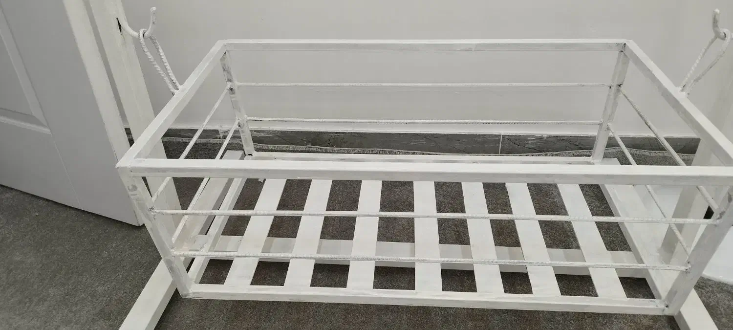 گهواره تمام آهنی نو نو|تخت و صندلی بچه|بندر کنگان, |دیوار