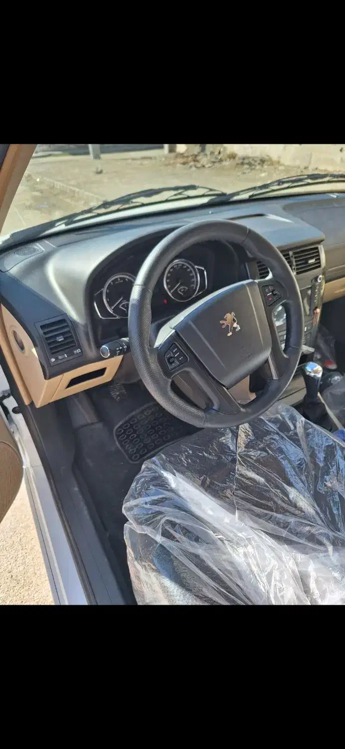 ماشین ۴۰۲|خودرو سواری و وانت|چابهار, |دیوار