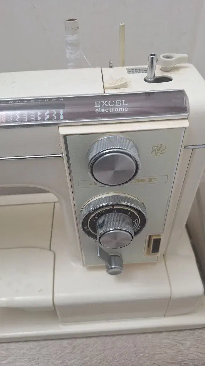 چرخ خیاطی ژانومه ۸۱۵ نو|چرخ خیاطی و ریسندگی|تربت جام, ترکمن ها|دیوار