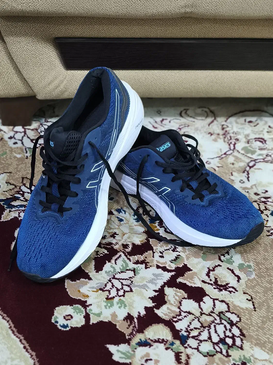 کتونی اسیکس سایز 43 تولید ویتنام|کیف، کفش، کمربند|رشت, باهنر|دیوار