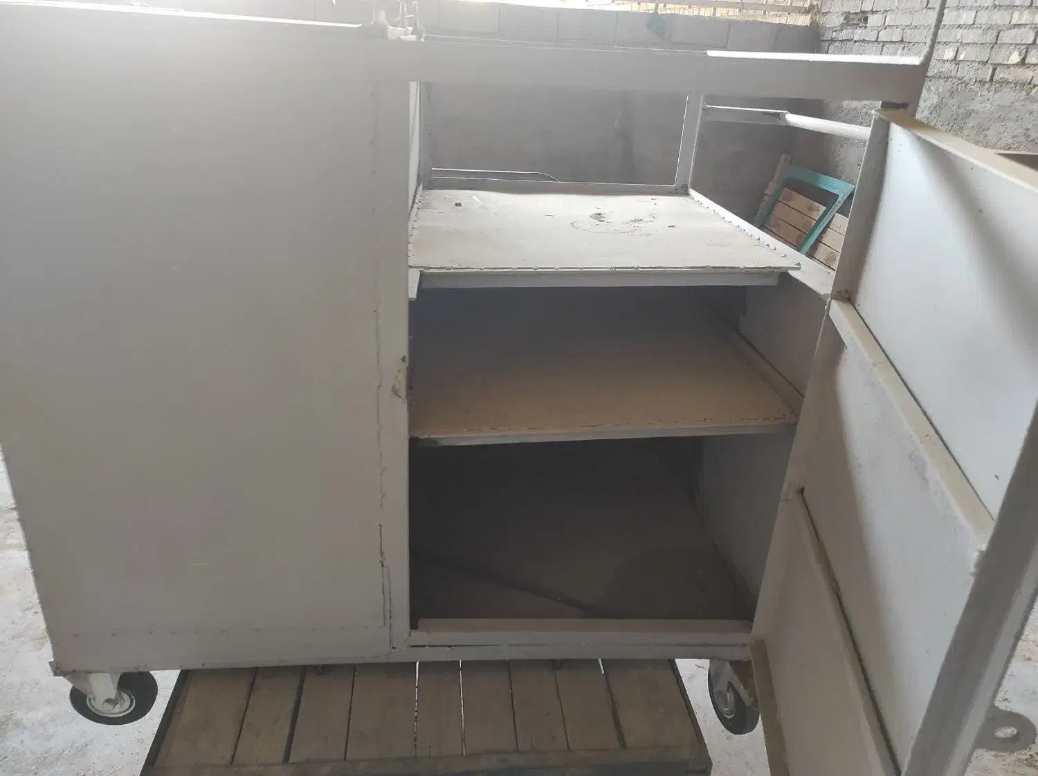 دکه فلزی 3 طبقه|عمده‌فروشی|اهواز, عین ۲|دیوار