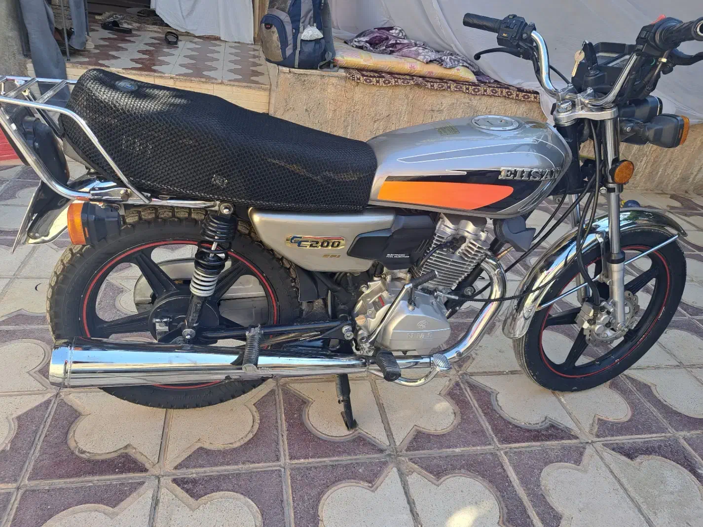 هوندا ۲۰۰ nms|موتورسیکلت|شیراز, فلکه گاز|دیوار